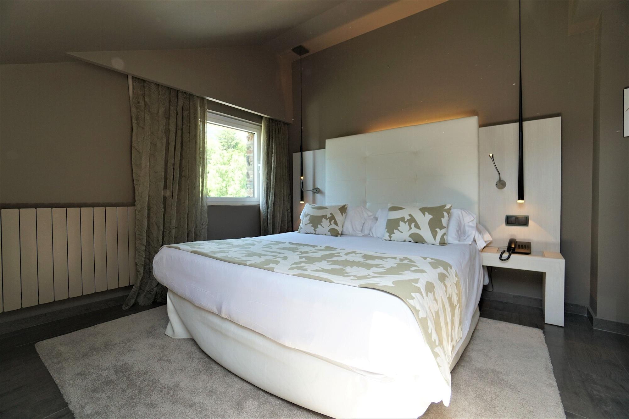 Xalet Bringue Hotel إل سرات المظهر الخارجي الصورة
