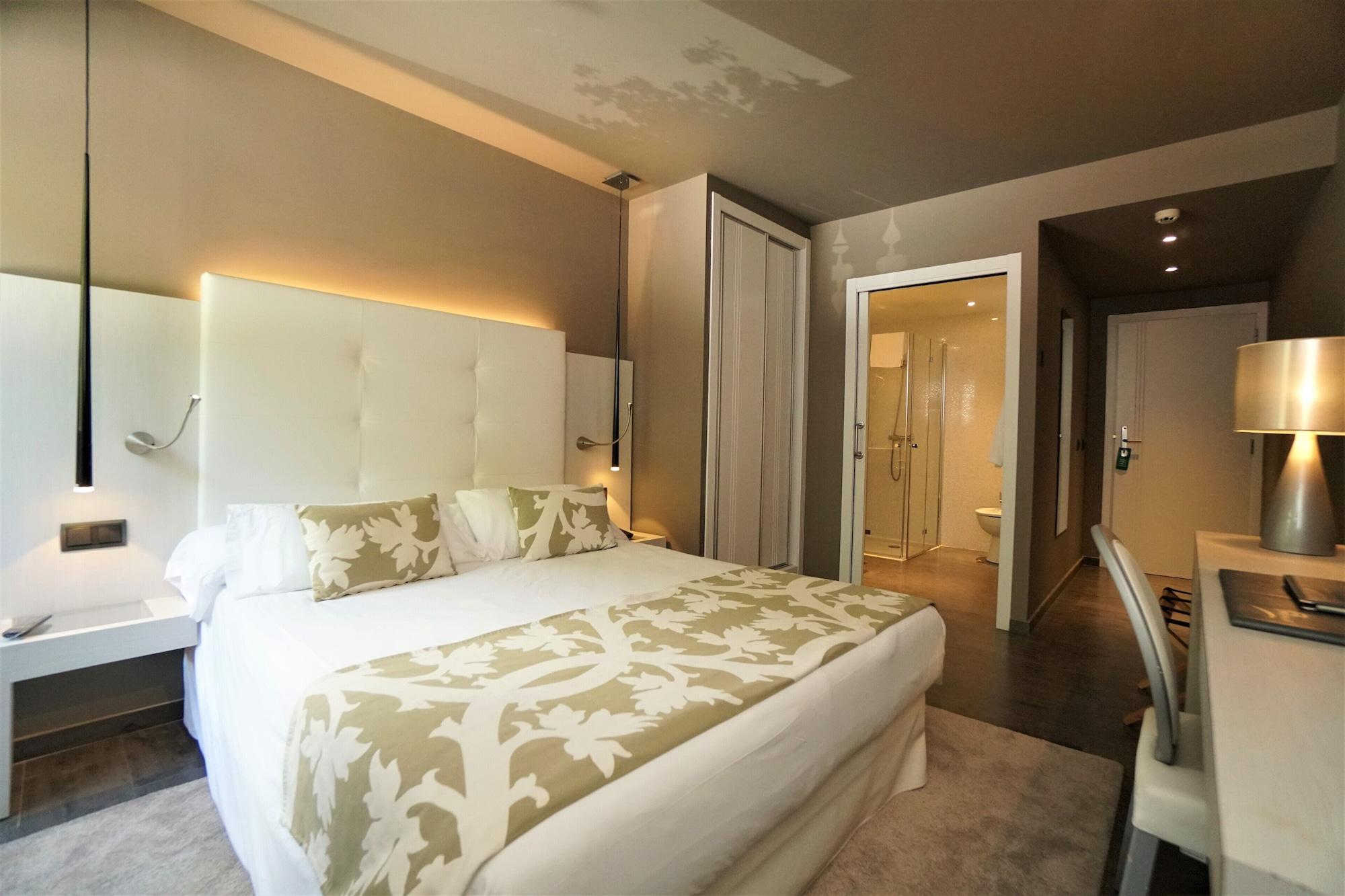 Xalet Bringue Hotel إل سرات المظهر الخارجي الصورة